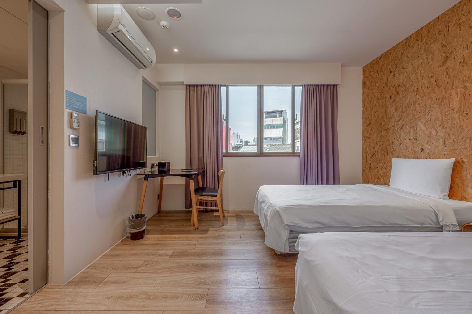 Light Hostel - Đài Nam Ngoại thất bức ảnh