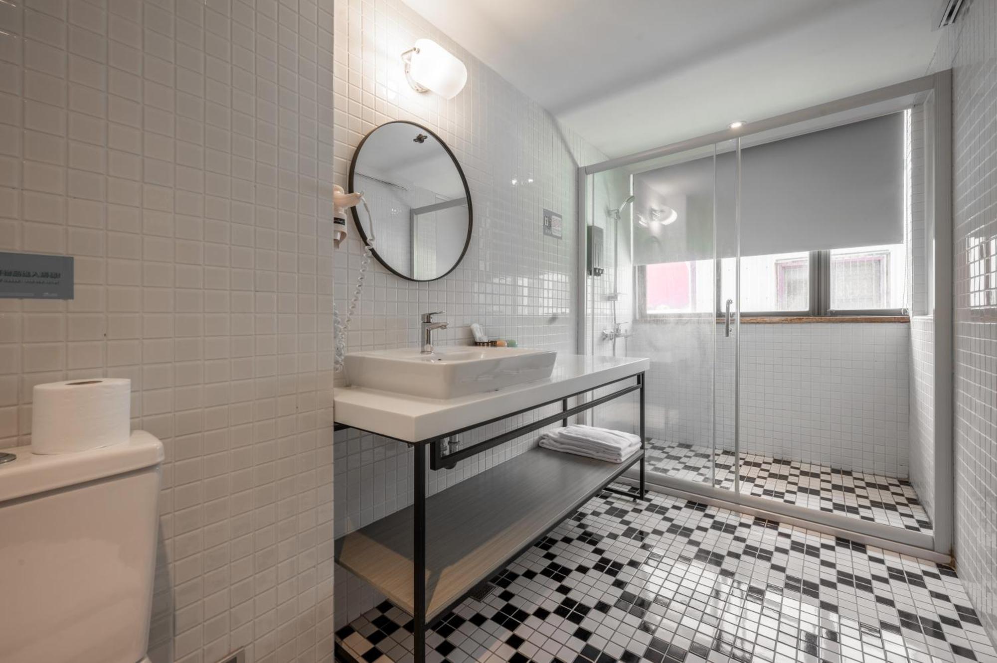 Light Hostel - Đài Nam Ngoại thất bức ảnh