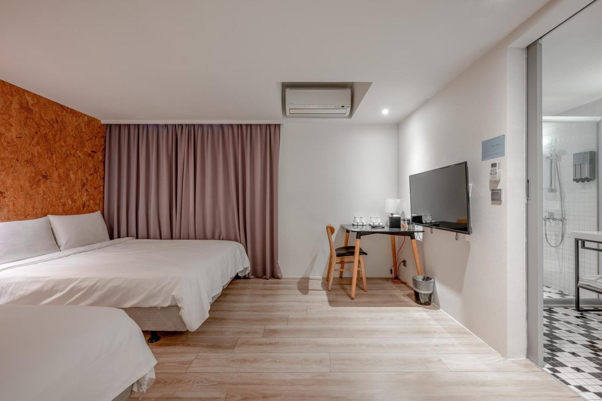 Light Hostel - Đài Nam Ngoại thất bức ảnh