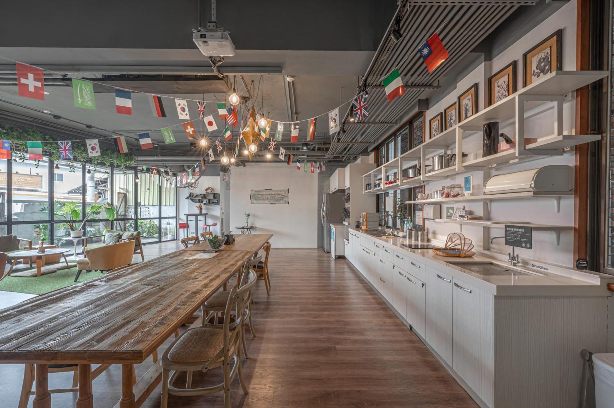 Light Hostel - Đài Nam Ngoại thất bức ảnh