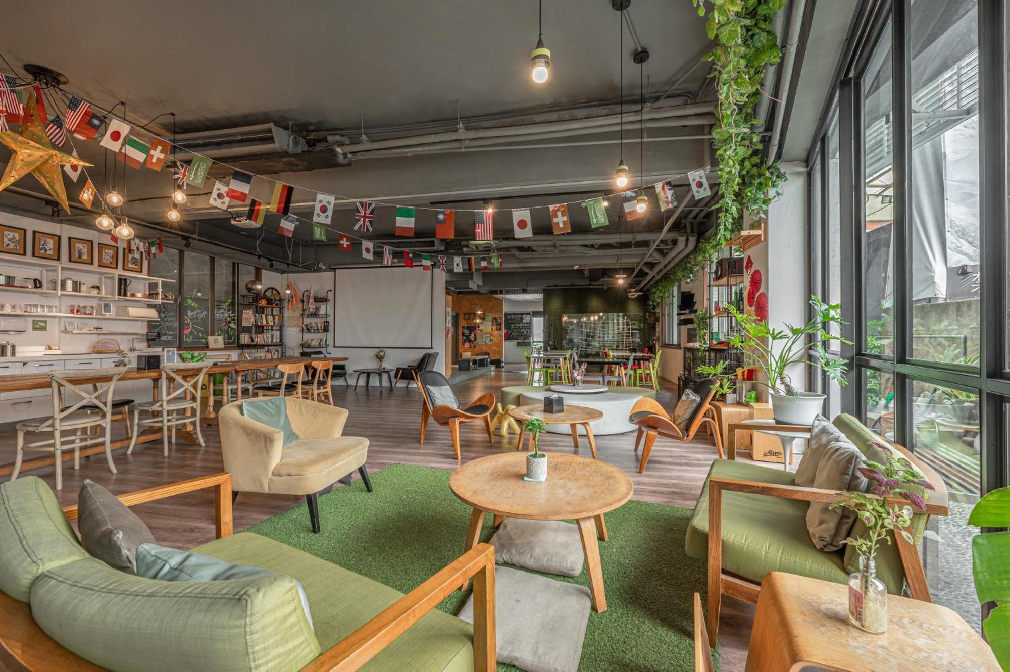 Light Hostel - Đài Nam Ngoại thất bức ảnh