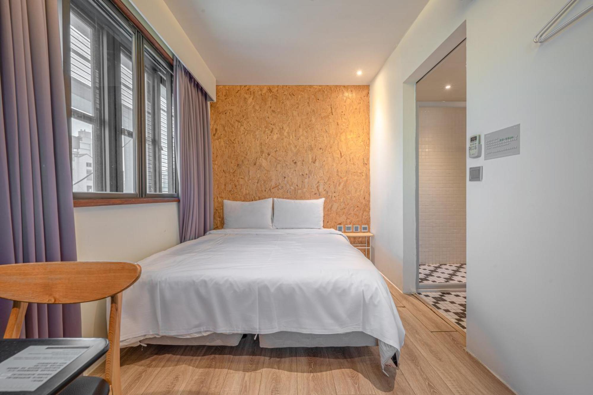 Light Hostel - Đài Nam Ngoại thất bức ảnh