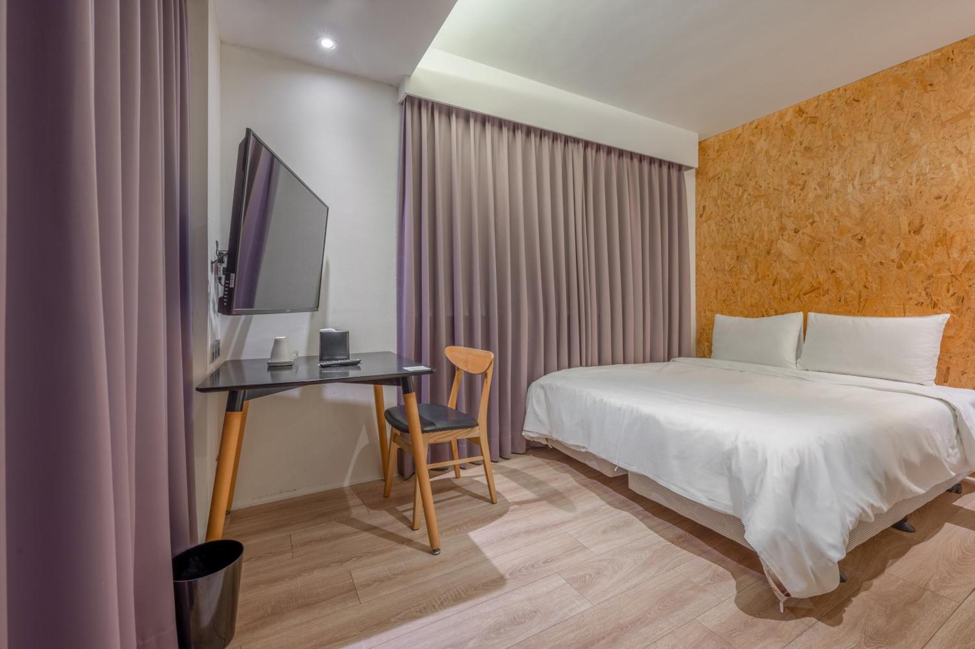 Light Hostel - Đài Nam Ngoại thất bức ảnh
