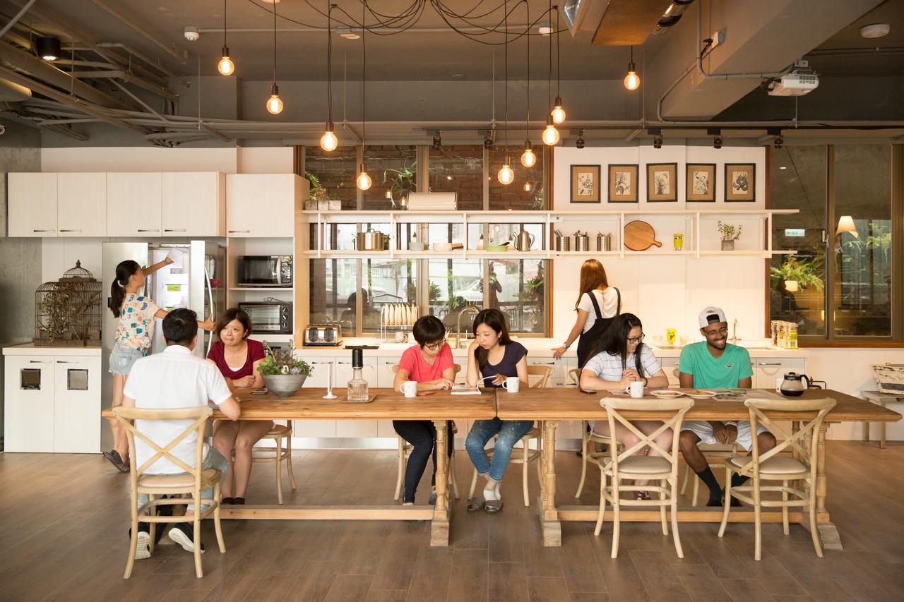 Light Hostel - Đài Nam Ngoại thất bức ảnh
