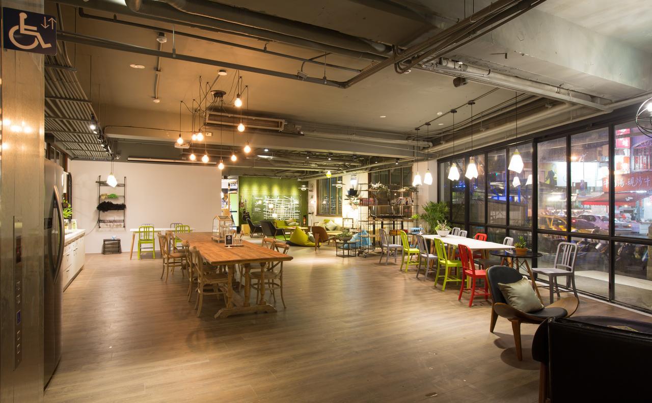 Light Hostel - Đài Nam Ngoại thất bức ảnh